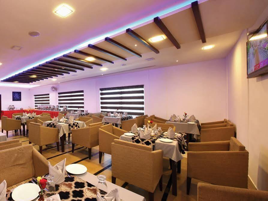 Hotel Aswathy Kodungallūr Dış mekan fotoğraf
